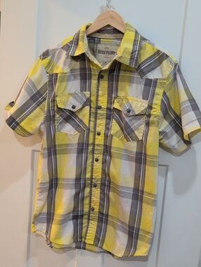 Ditch Plains Men’s Yellow and Gray Plaid Short-Sleeve Button-Down Shirt